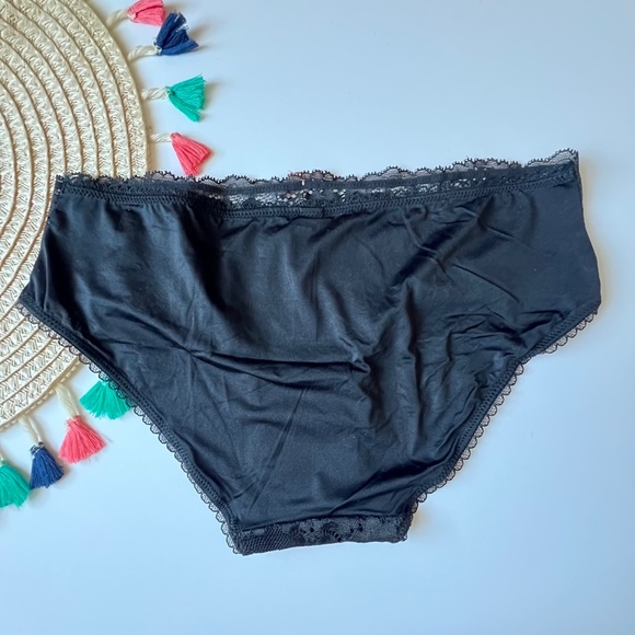 Victoria's Secret Body By Victoria Lace Front Hiphugger Panty Small Black NEW - Picture 7 of 7